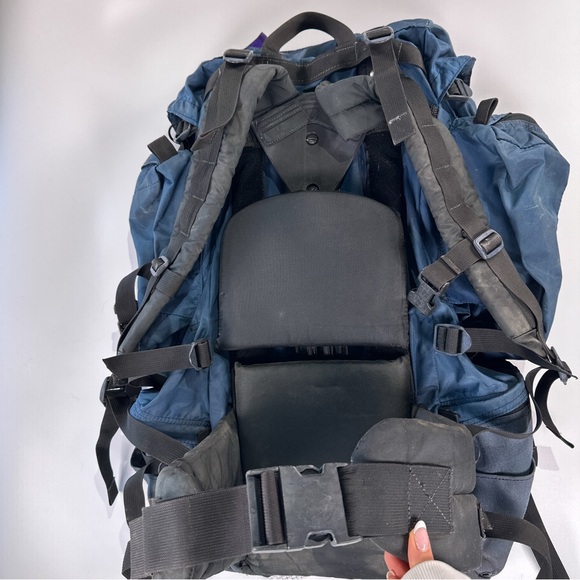 Lowe Alpine Unisex Vintage Internal Frame Backpack R - Picture 6 of 13